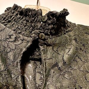 CABLE & GAUGE LACE BLOUSE